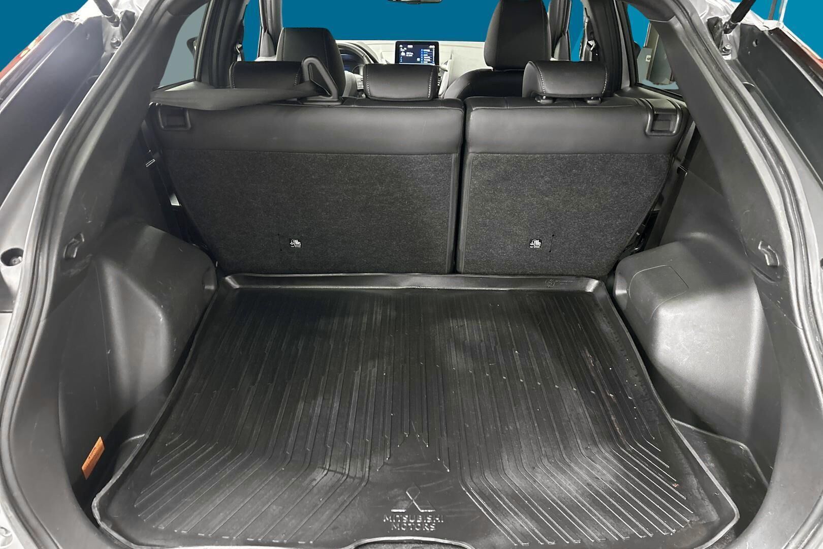 Mitsubishi Eclipse Cross iso kuva 11