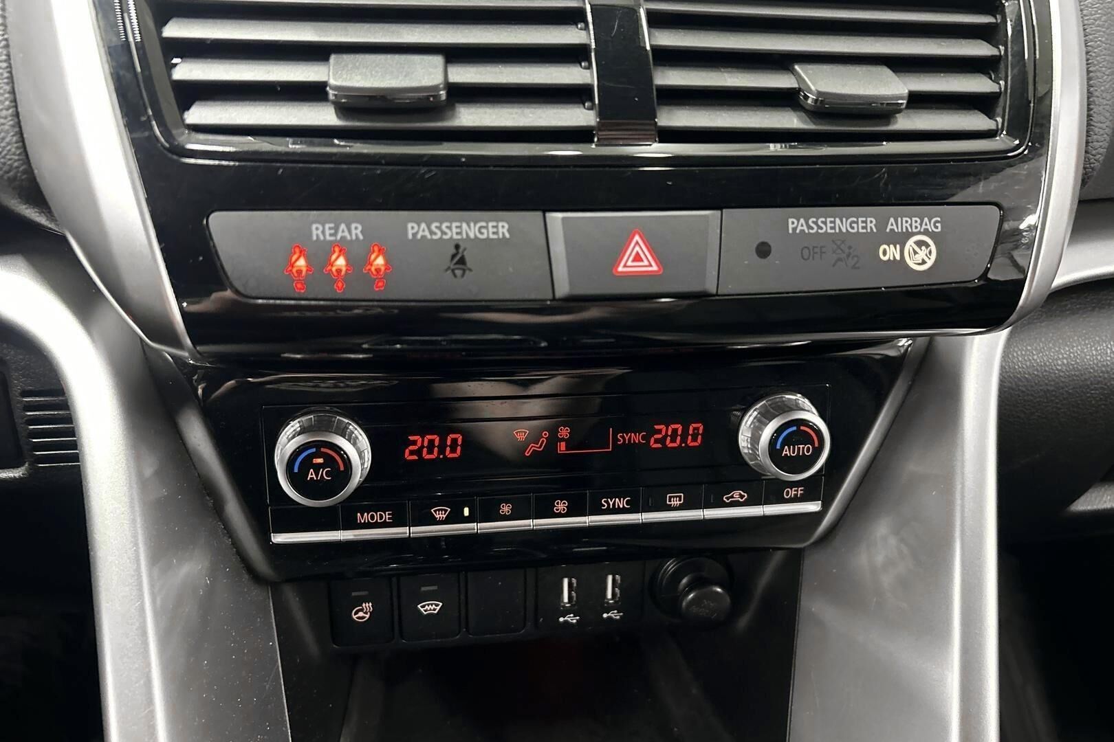 Mitsubishi Eclipse Cross iso kuva 15