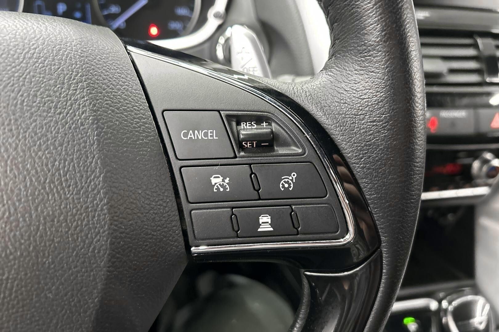 Mitsubishi Eclipse Cross iso kuva 17