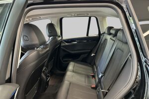 BMW X3 esikatselu 10
