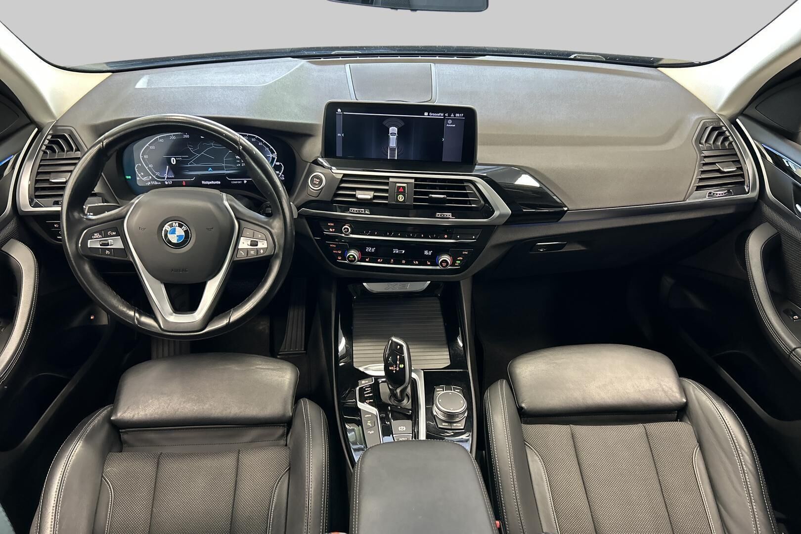 BMW X3 iso kuva 11
