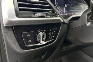 BMW X3 esikatselu 15