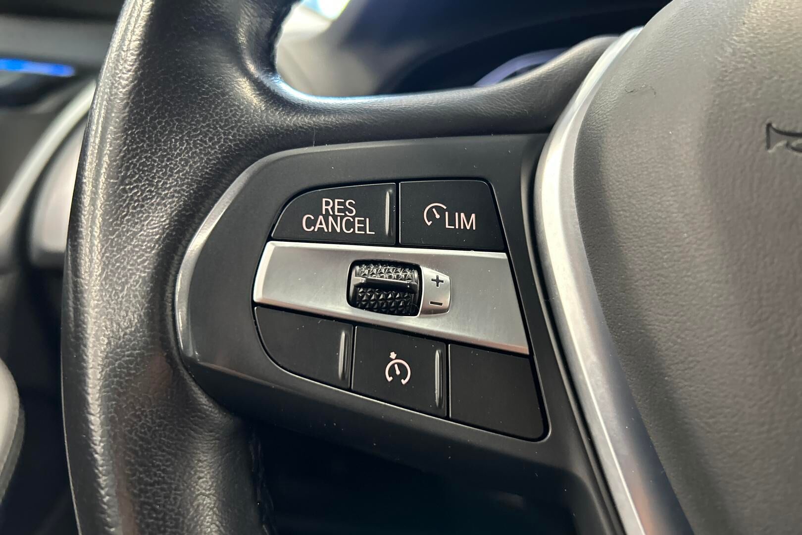 BMW X3 iso kuva 19