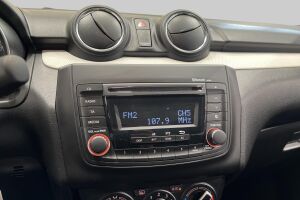 Suzuki Swift esikatselu 20