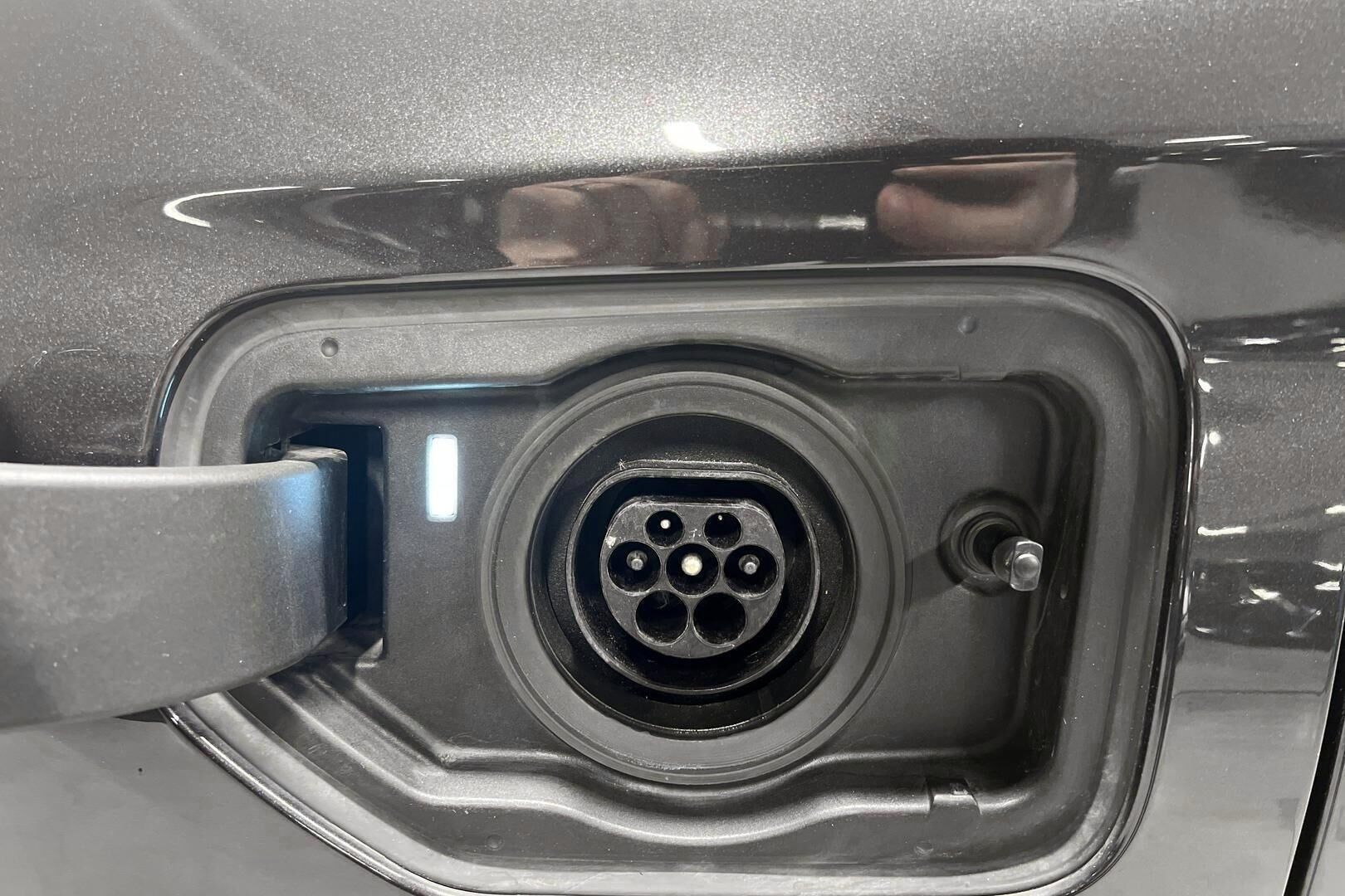 BMW X3 iso kuva 22