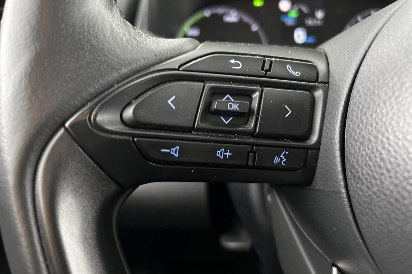 Toyota Yaris iso kuva 23