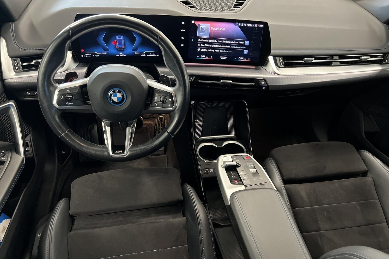 BMW X1 iso kuva 10