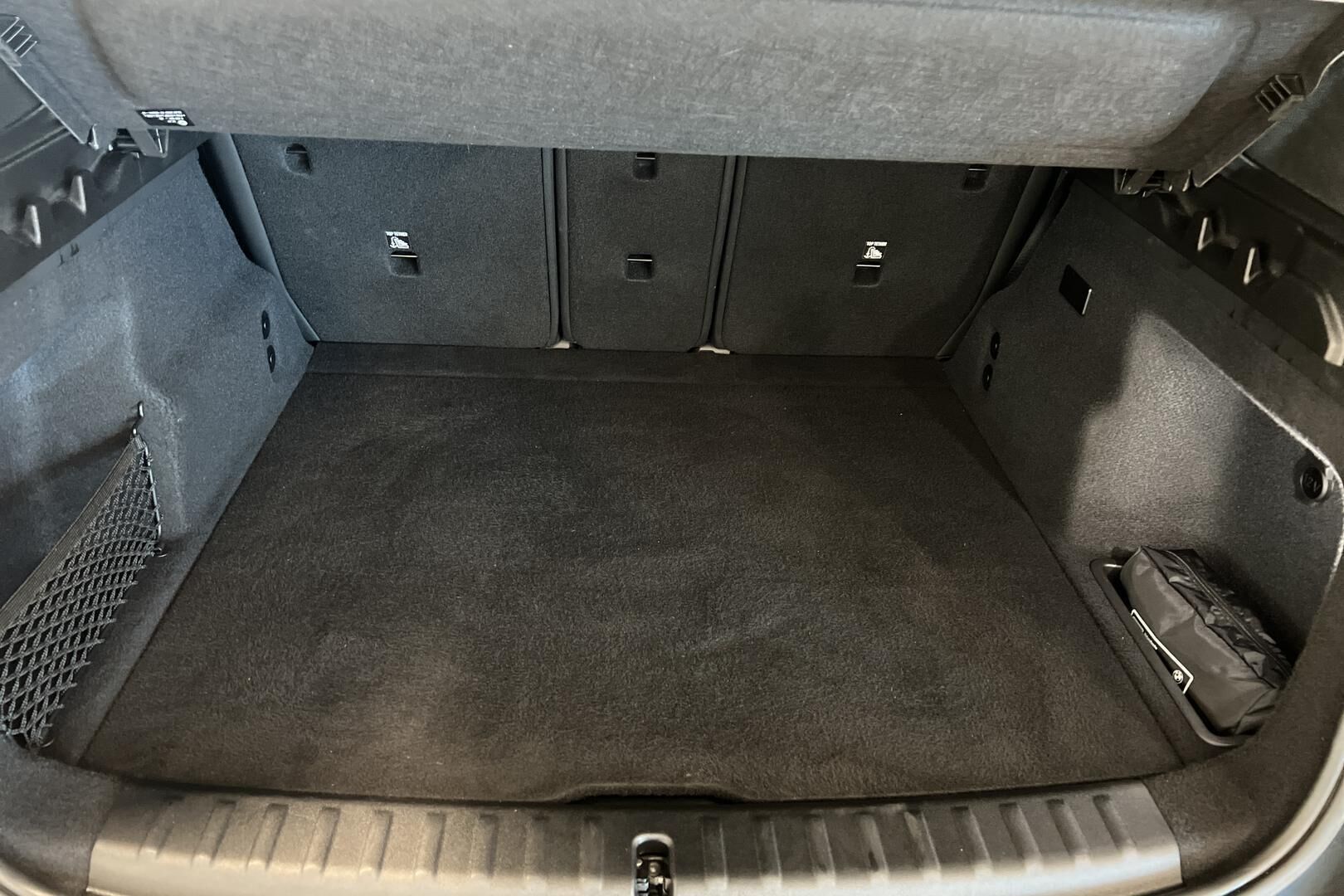 BMW X1 iso kuva 11