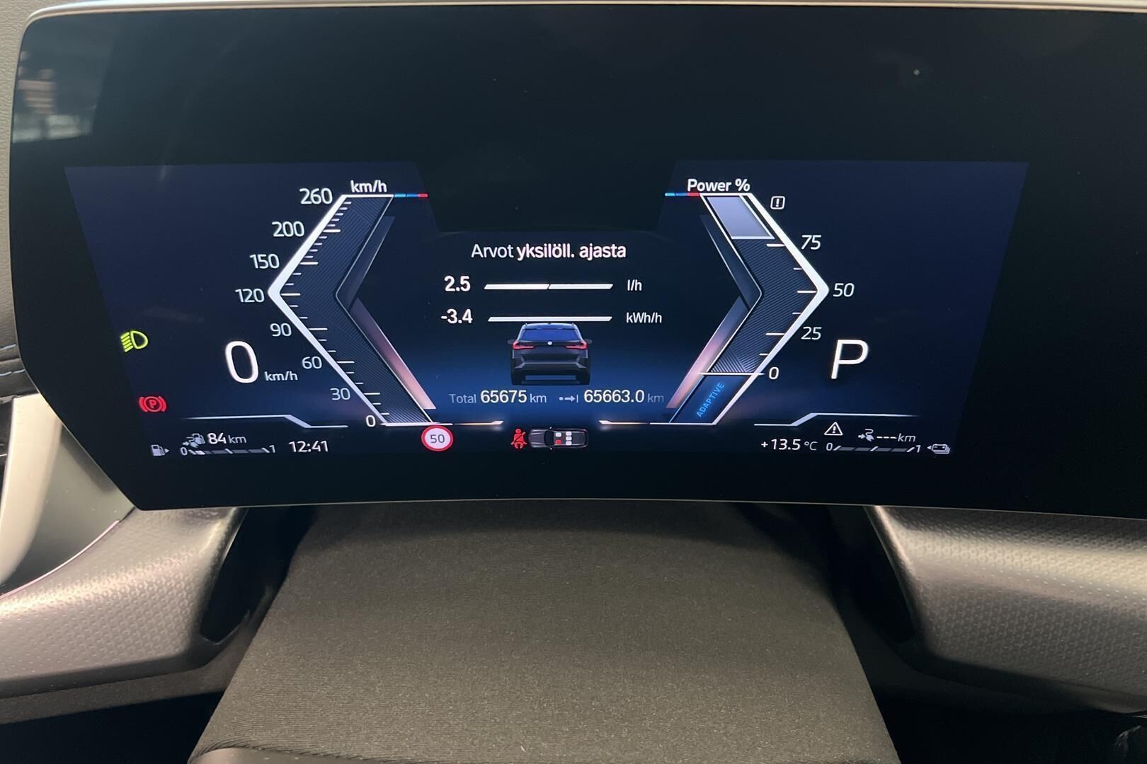 BMW X1 iso kuva 13