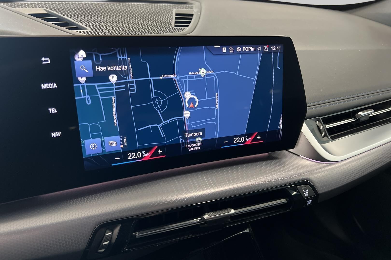 BMW X1 iso kuva 14