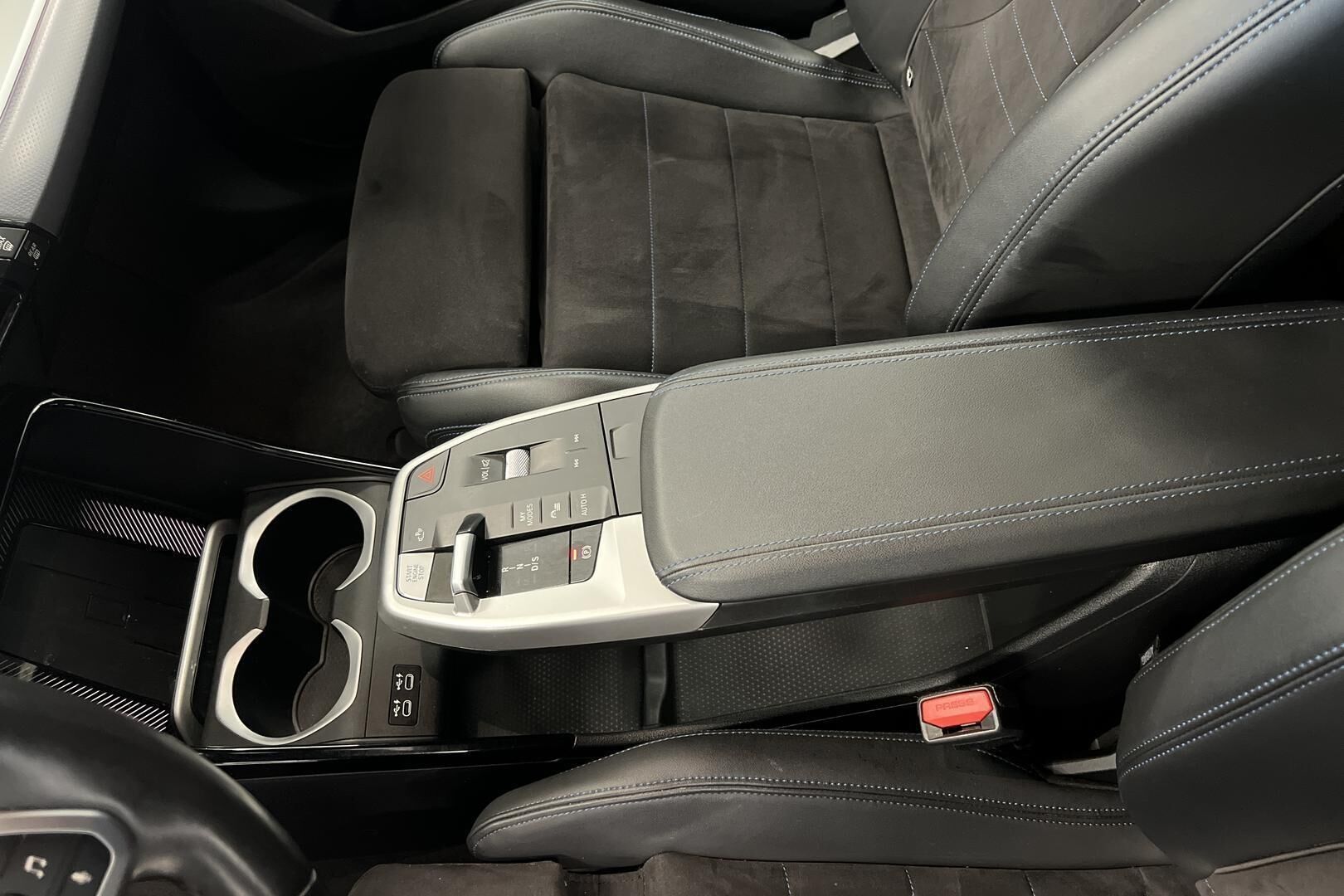 BMW X1 iso kuva 20