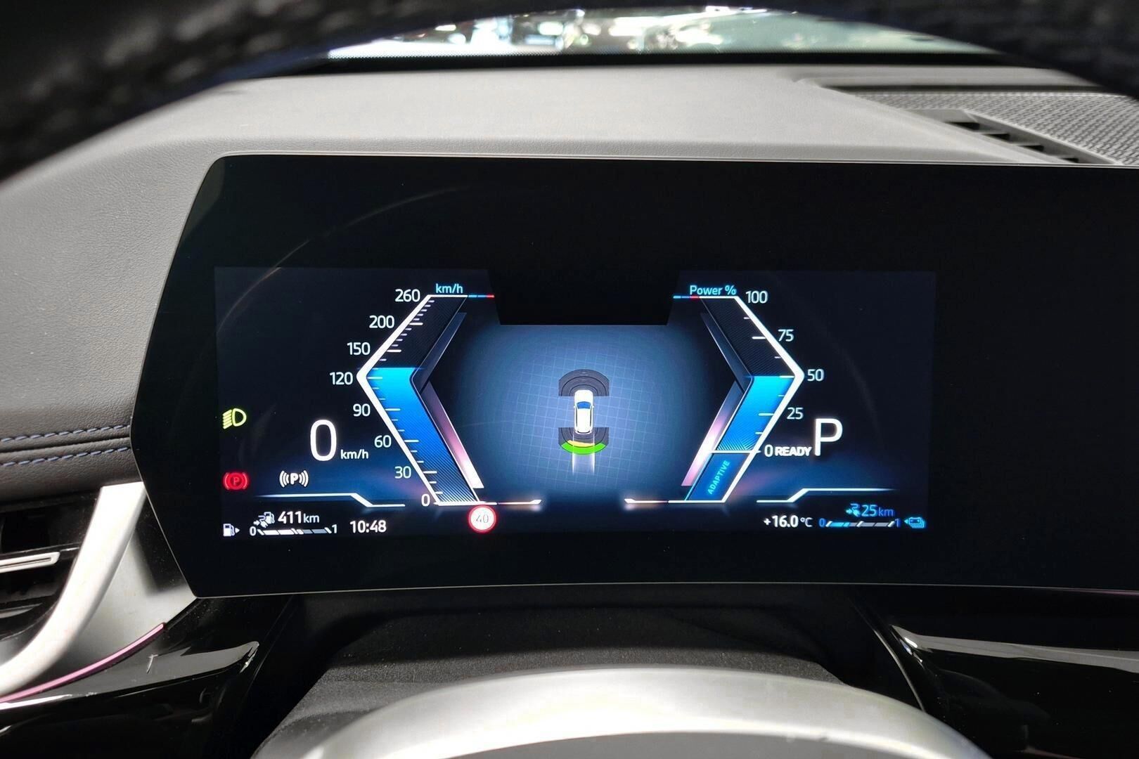 BMW X1 iso kuva 13