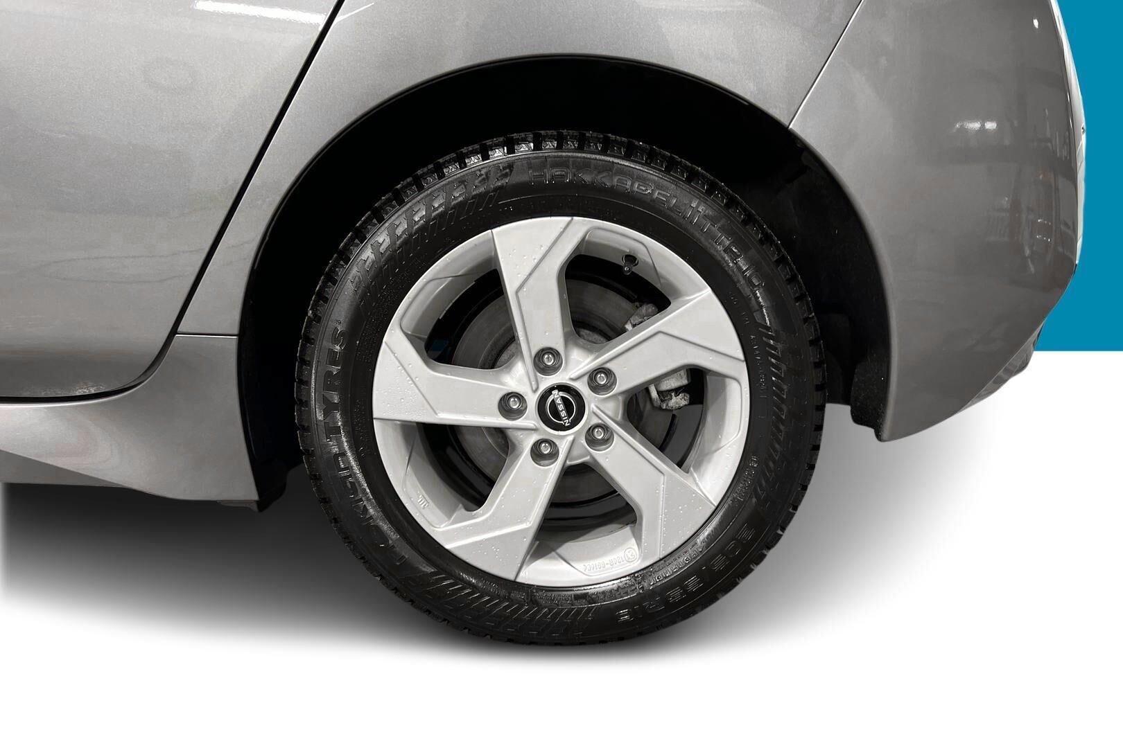 Nissan Leaf iso kuva 22