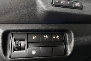 Nissan Leaf esikatselu 15