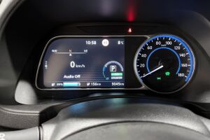 Nissan Leaf esikatselu 17