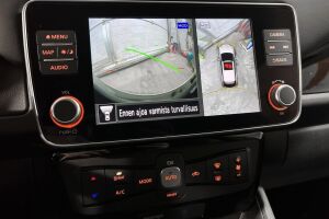 Nissan Leaf esikatselu 18