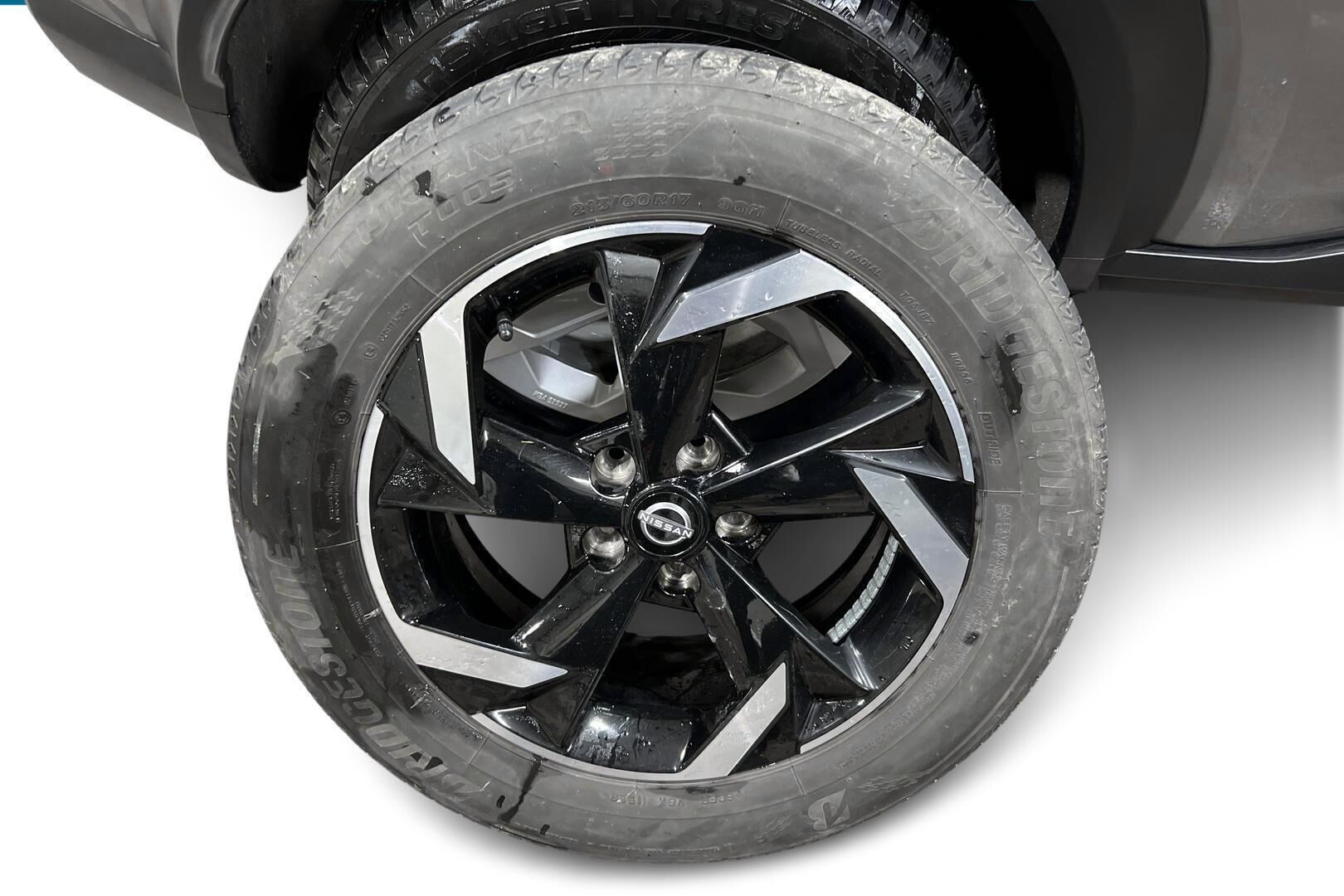 Nissan Juke iso kuva 13