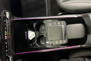 Mercedes-Benz EQB esikatselu 18