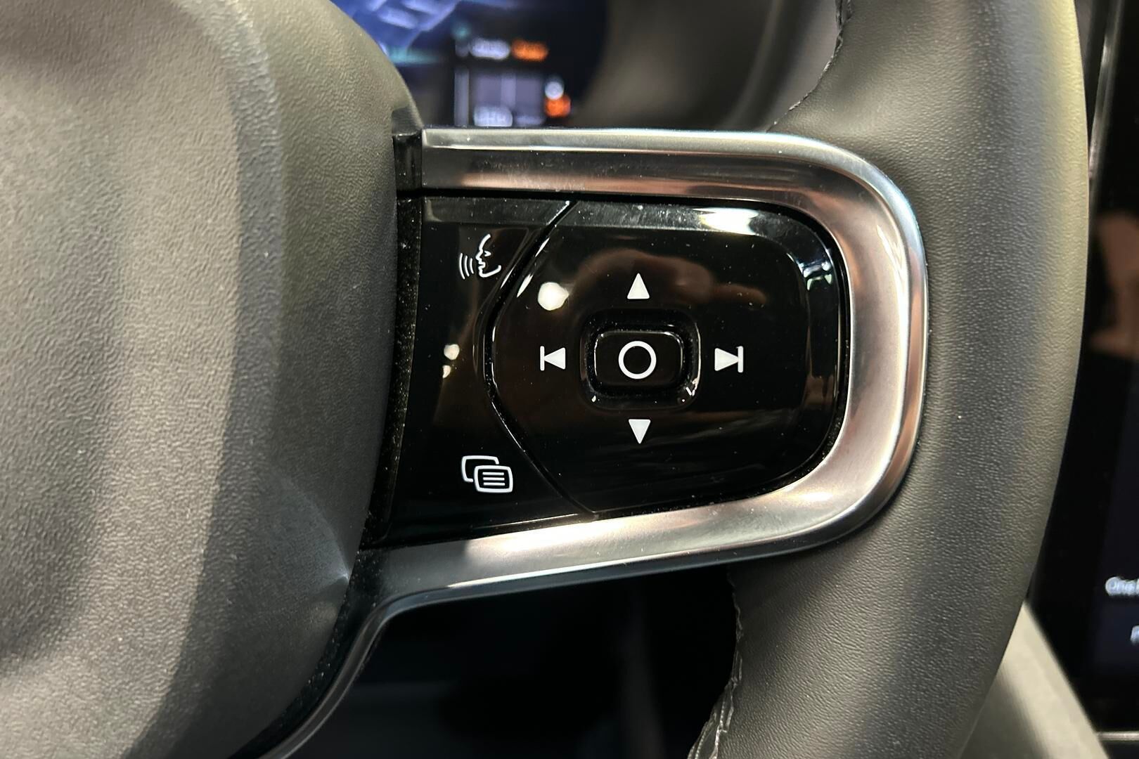 Polestar 2 iso kuva 23