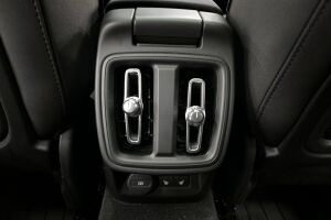 Polestar 2 esikatselu 26