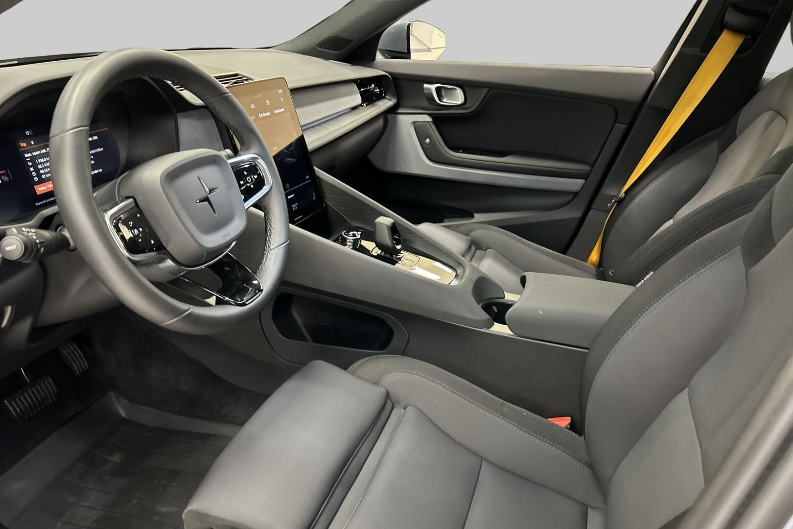Polestar 2 iso kuva 8