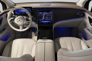 Mercedes-Benz EQE SUV esikatselu 9