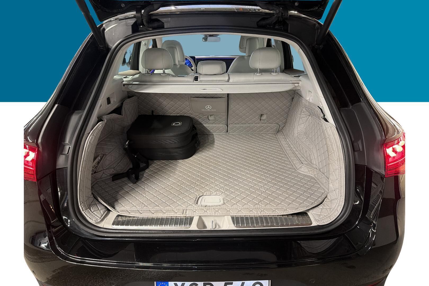 Mercedes-Benz EQE SUV iso kuva 10