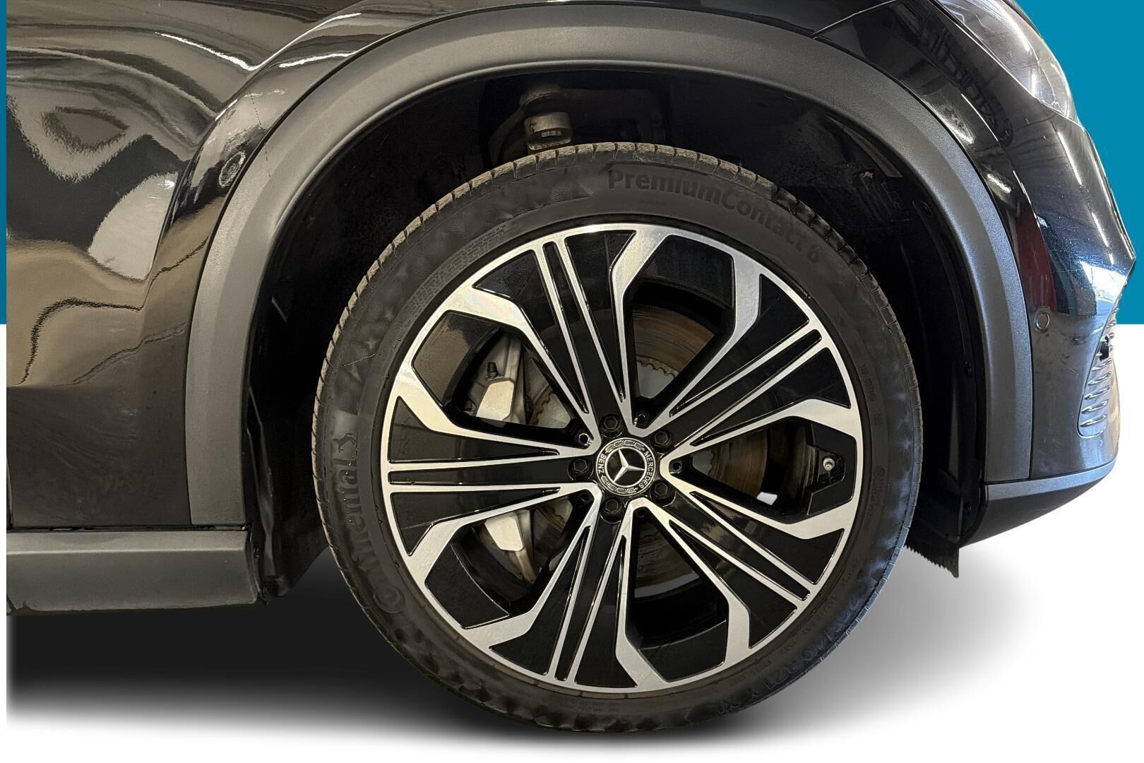 Mercedes-Benz EQE SUV iso kuva 11