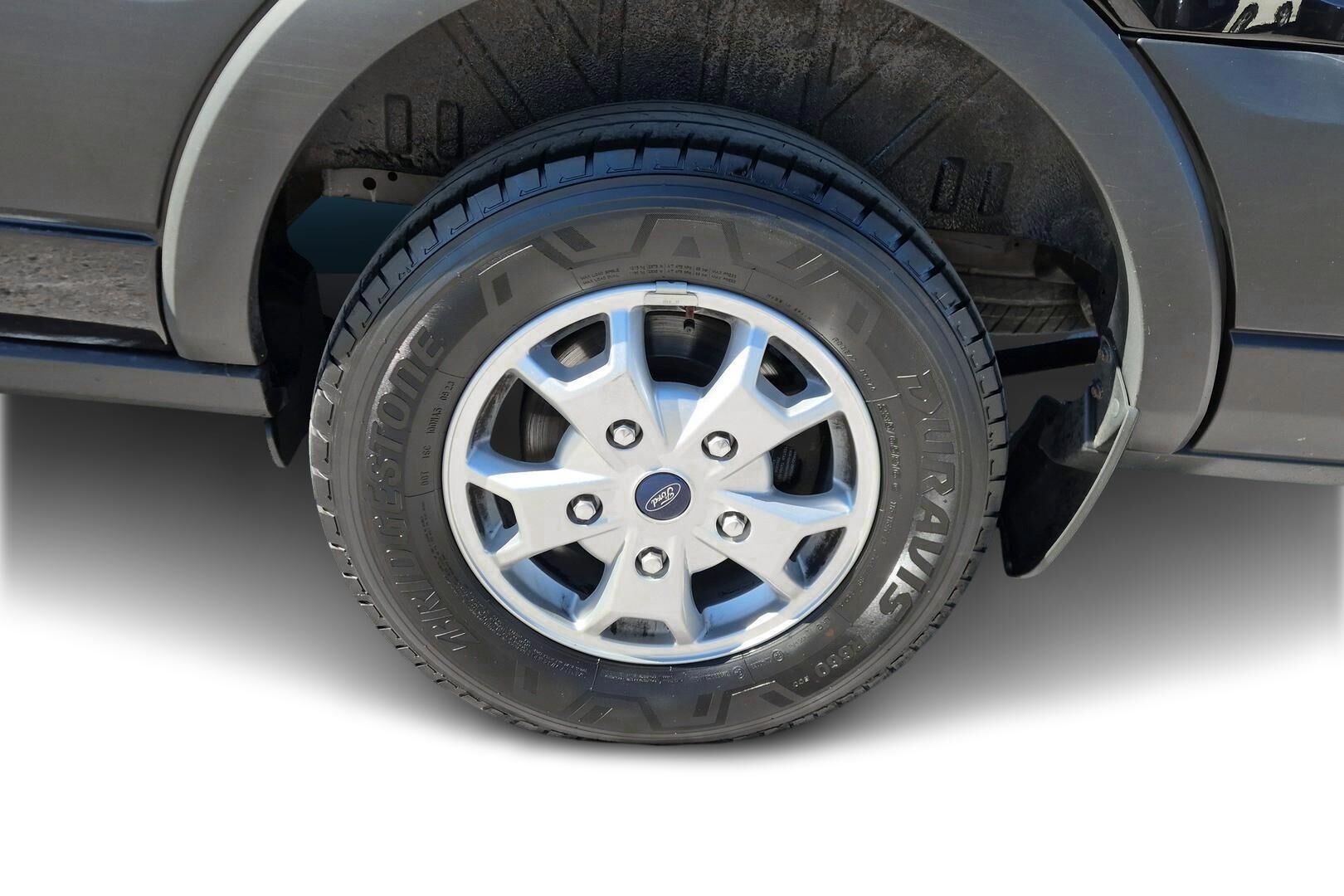 Ford Transit iso kuva 13