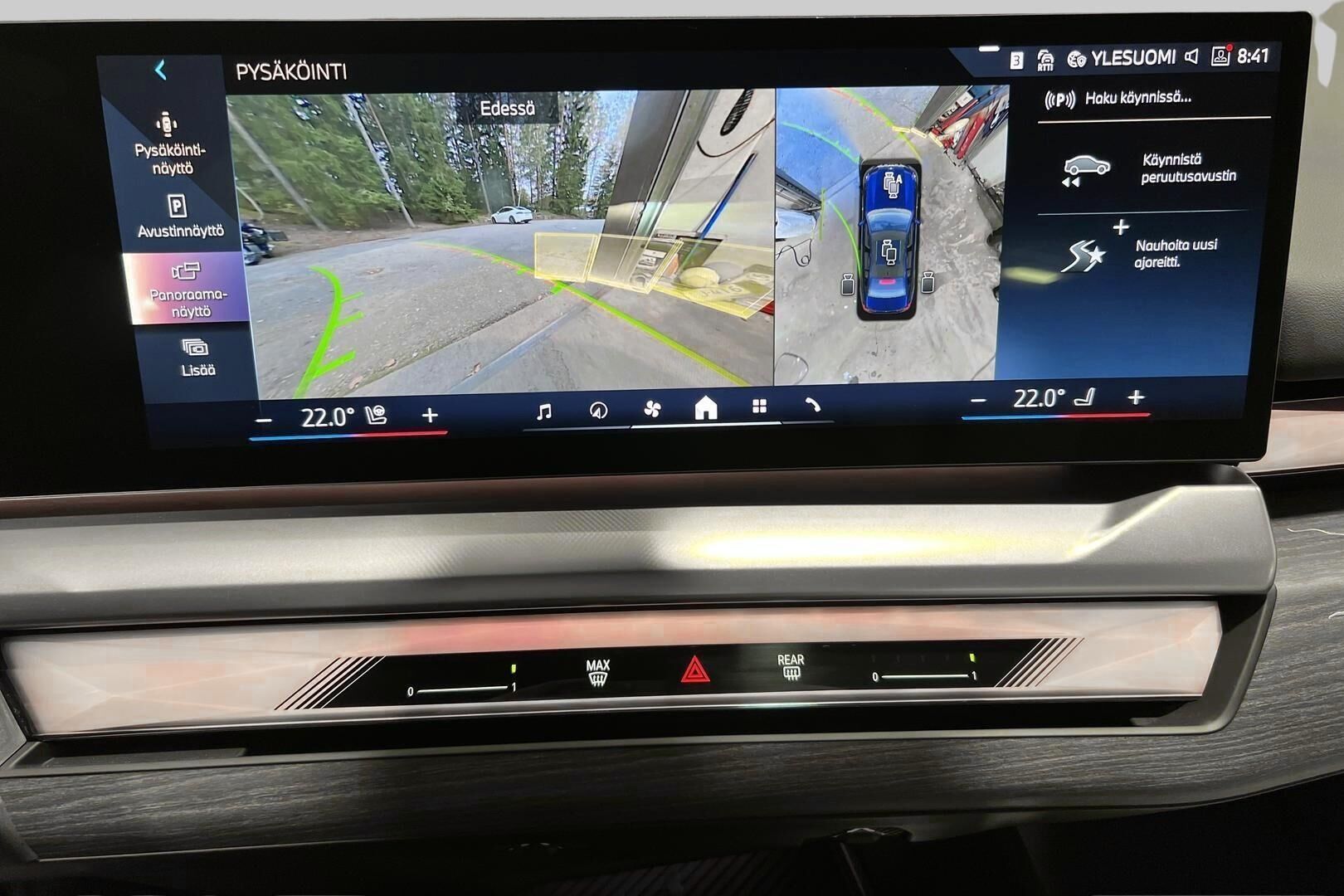 BMW i5 iso kuva 24