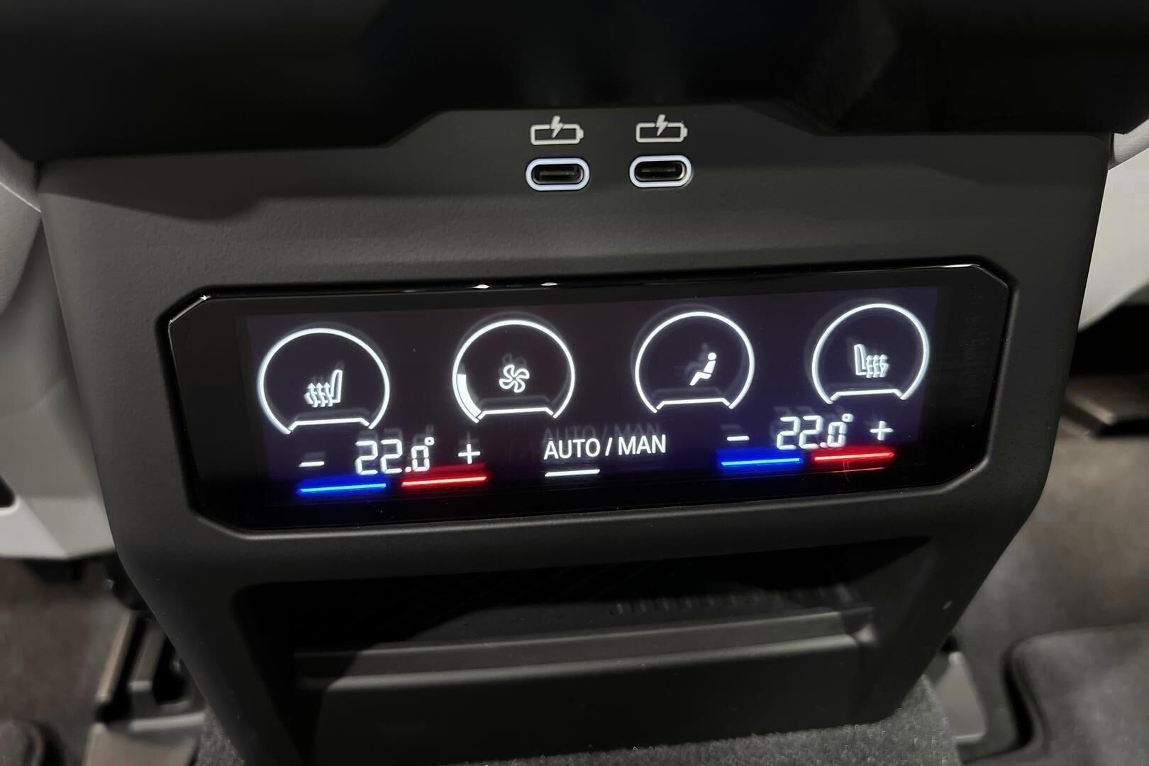 BMW i5 iso kuva 26