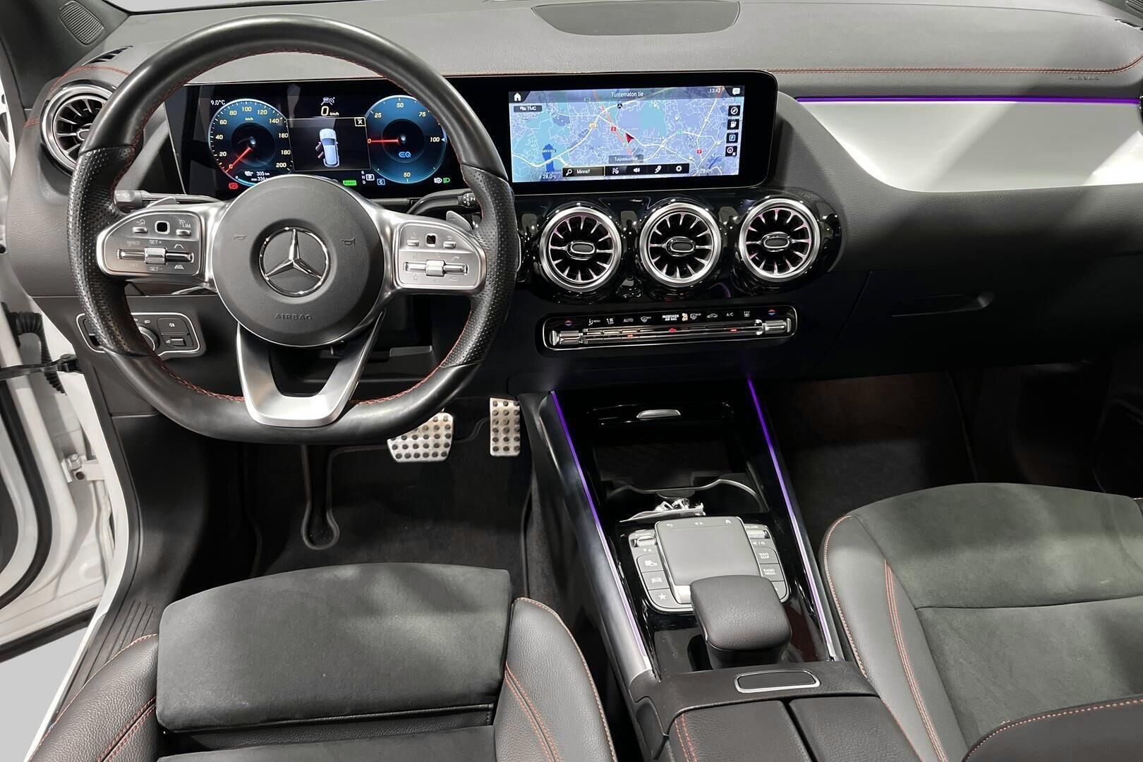 Mercedes-Benz EQA iso kuva 7
