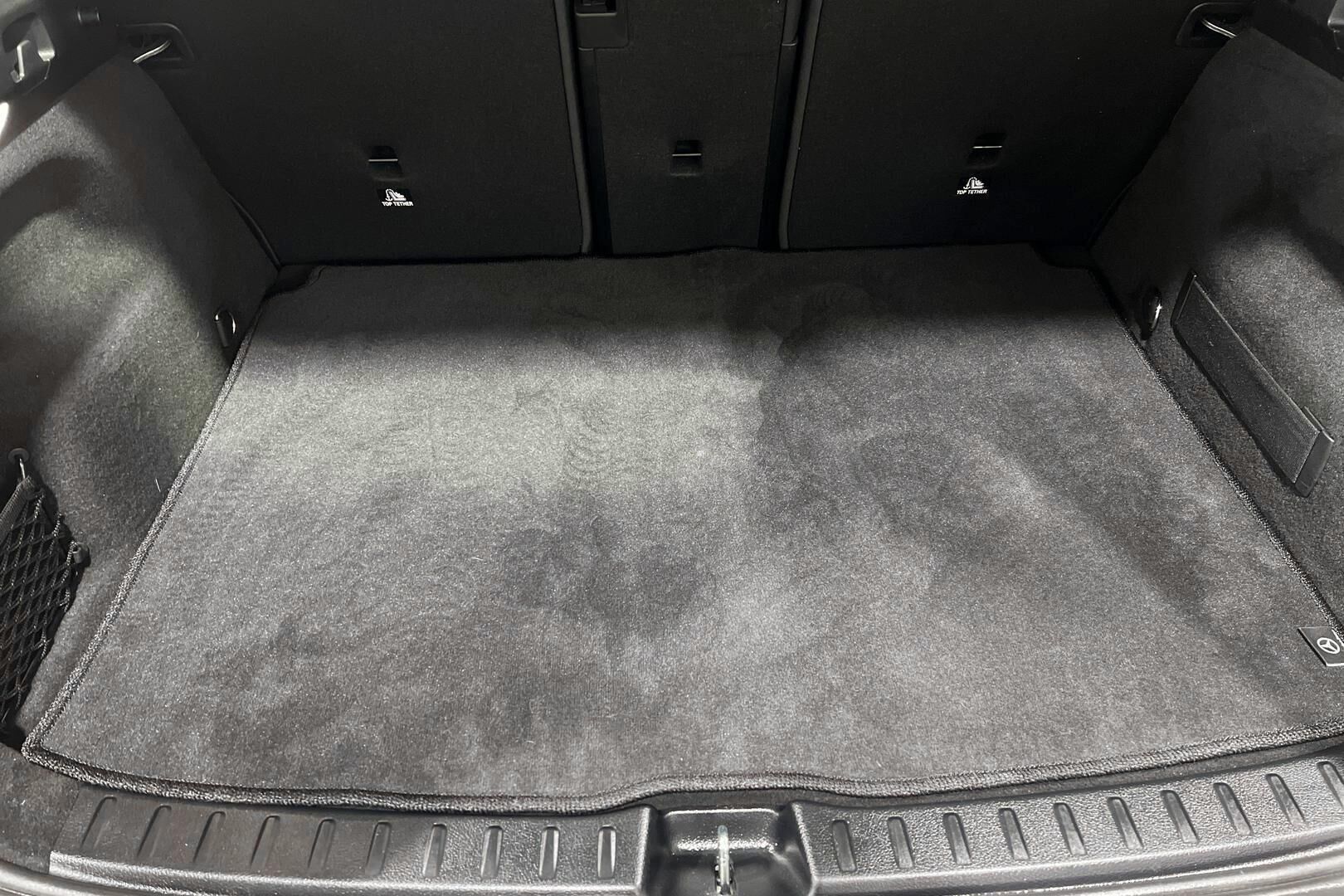 Mercedes-Benz EQA iso kuva 18