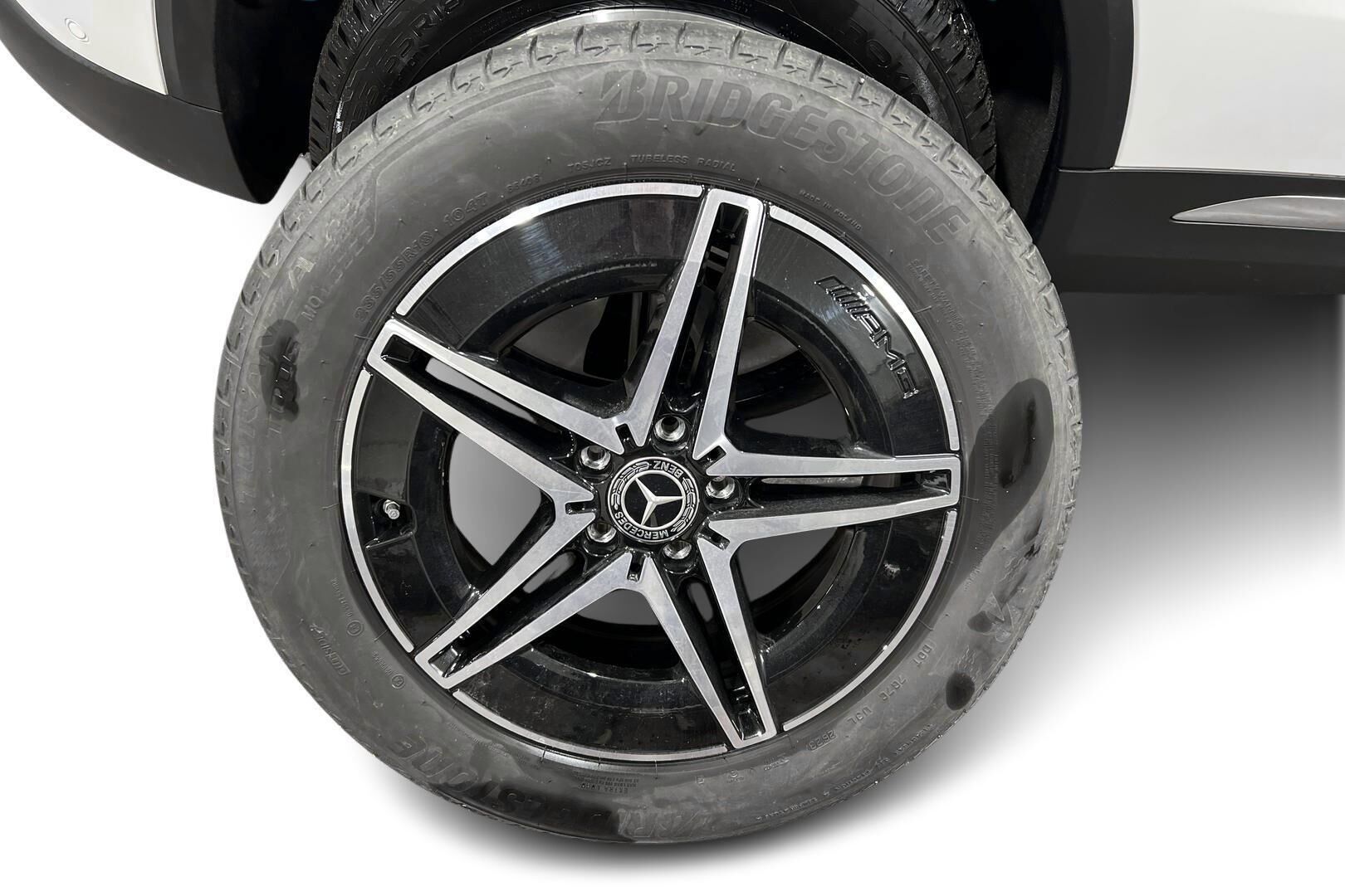 Mercedes-Benz EQA iso kuva 20