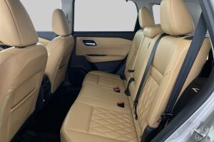 Nissan X-Trail esikatselu 10