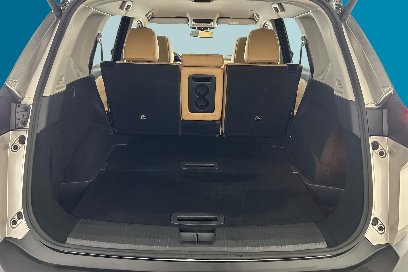 Nissan X-Trail iso kuva 12