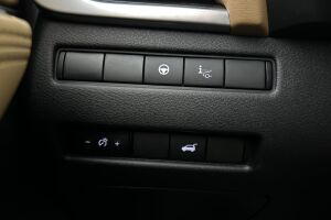 Nissan X-Trail esikatselu 22