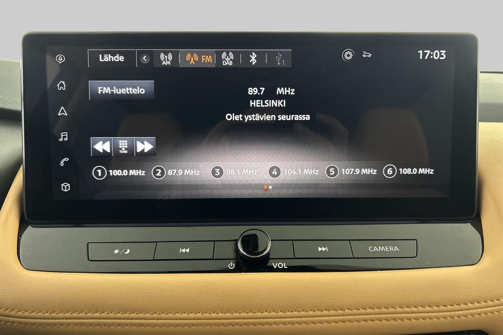 Nissan X-Trail iso kuva 27