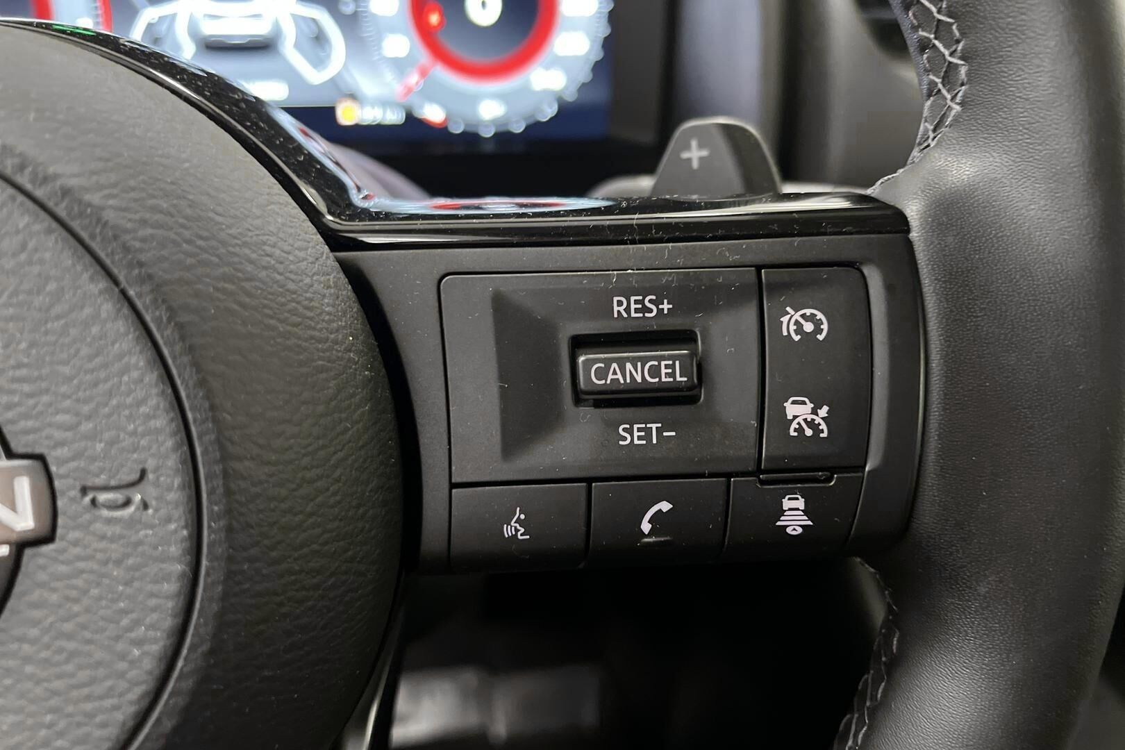 Nissan Qashqai iso kuva 18