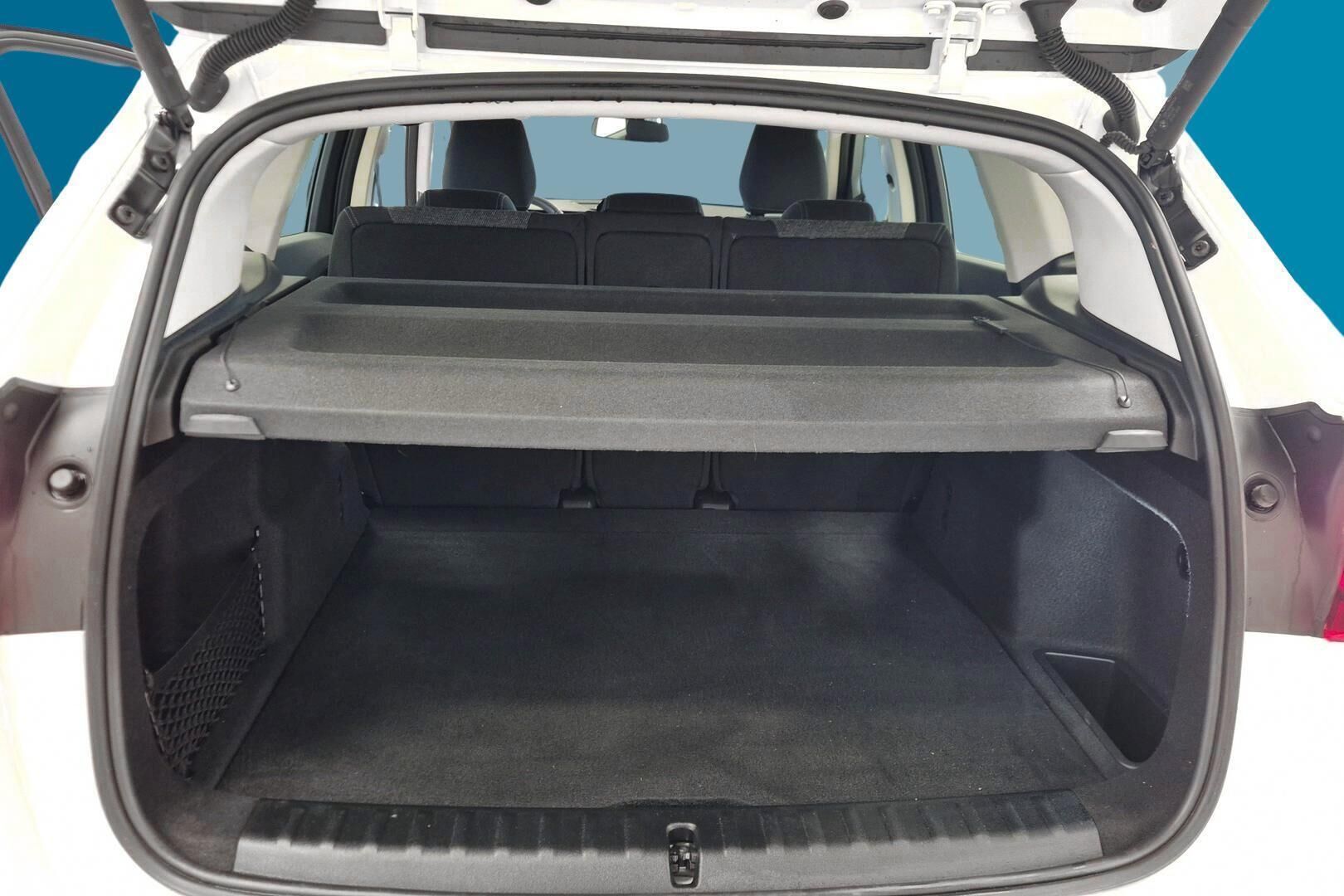 BMW X1 iso kuva 9