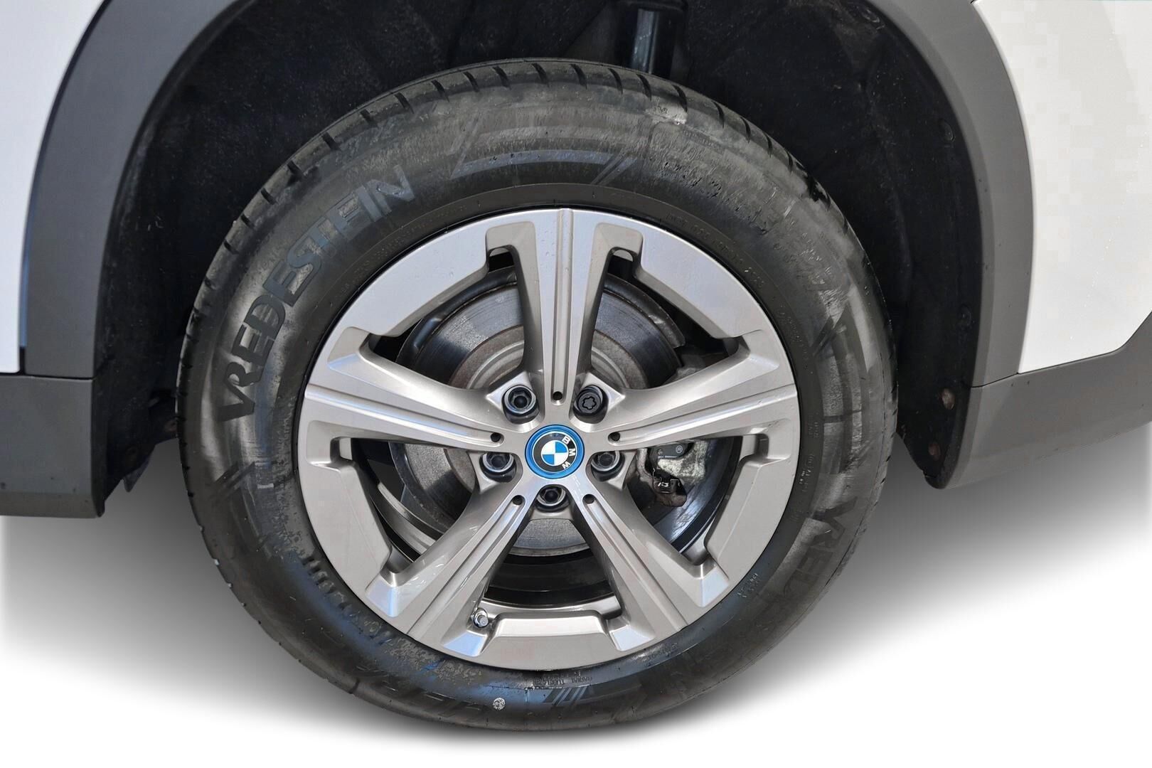 BMW X1 iso kuva 21