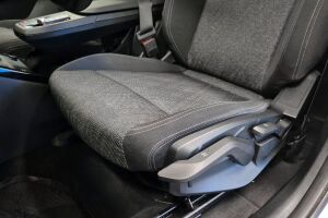BMW X1 esikatselu 17