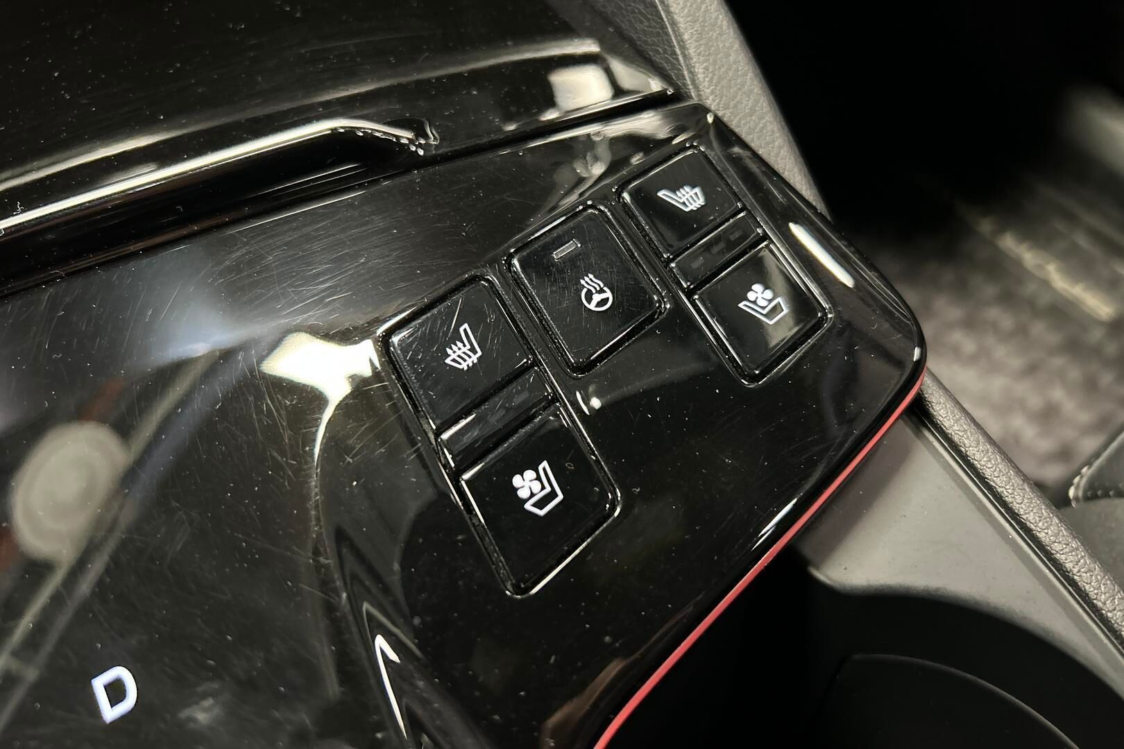 Kia Sportage iso kuva 26