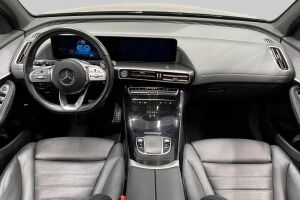 Mercedes-Benz EQC esikatselu 11