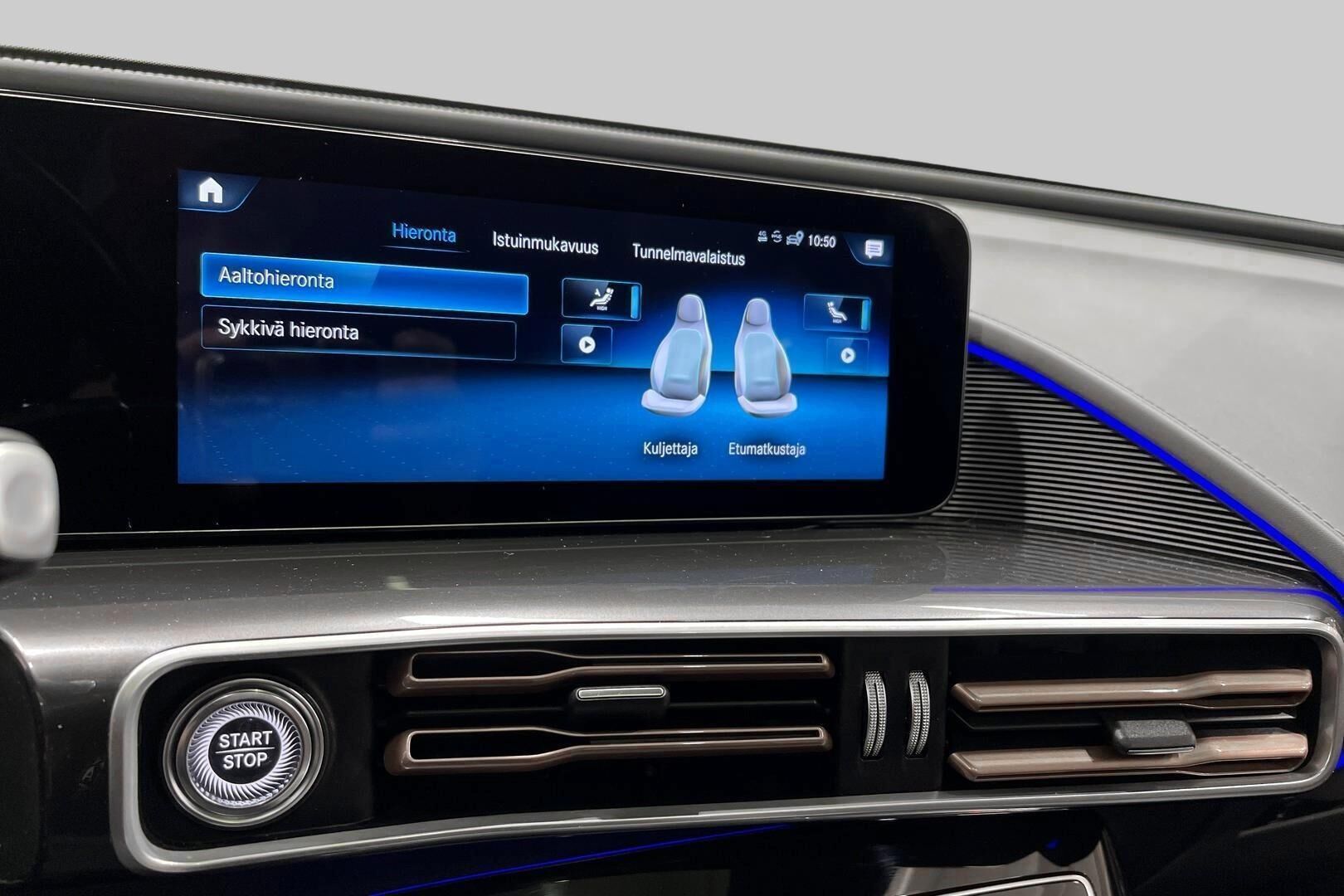 Mercedes-Benz EQC iso kuva 17