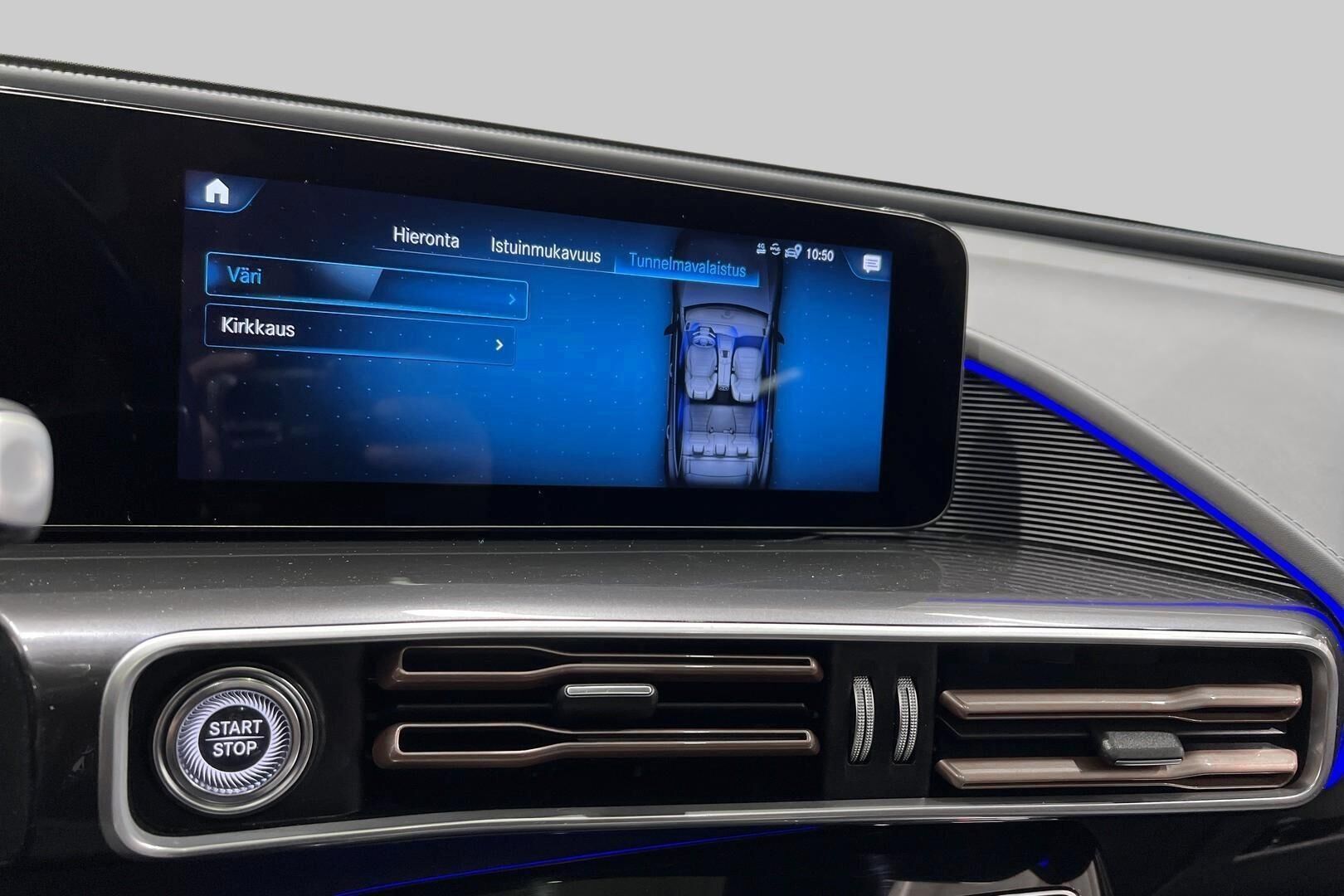 Mercedes-Benz EQC iso kuva 18