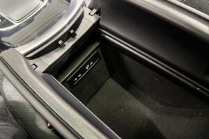 Mercedes-Benz EQC esikatselu 25