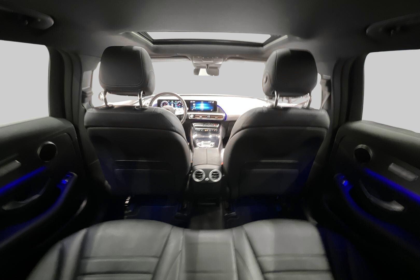 Mercedes-Benz EQC iso kuva 37
