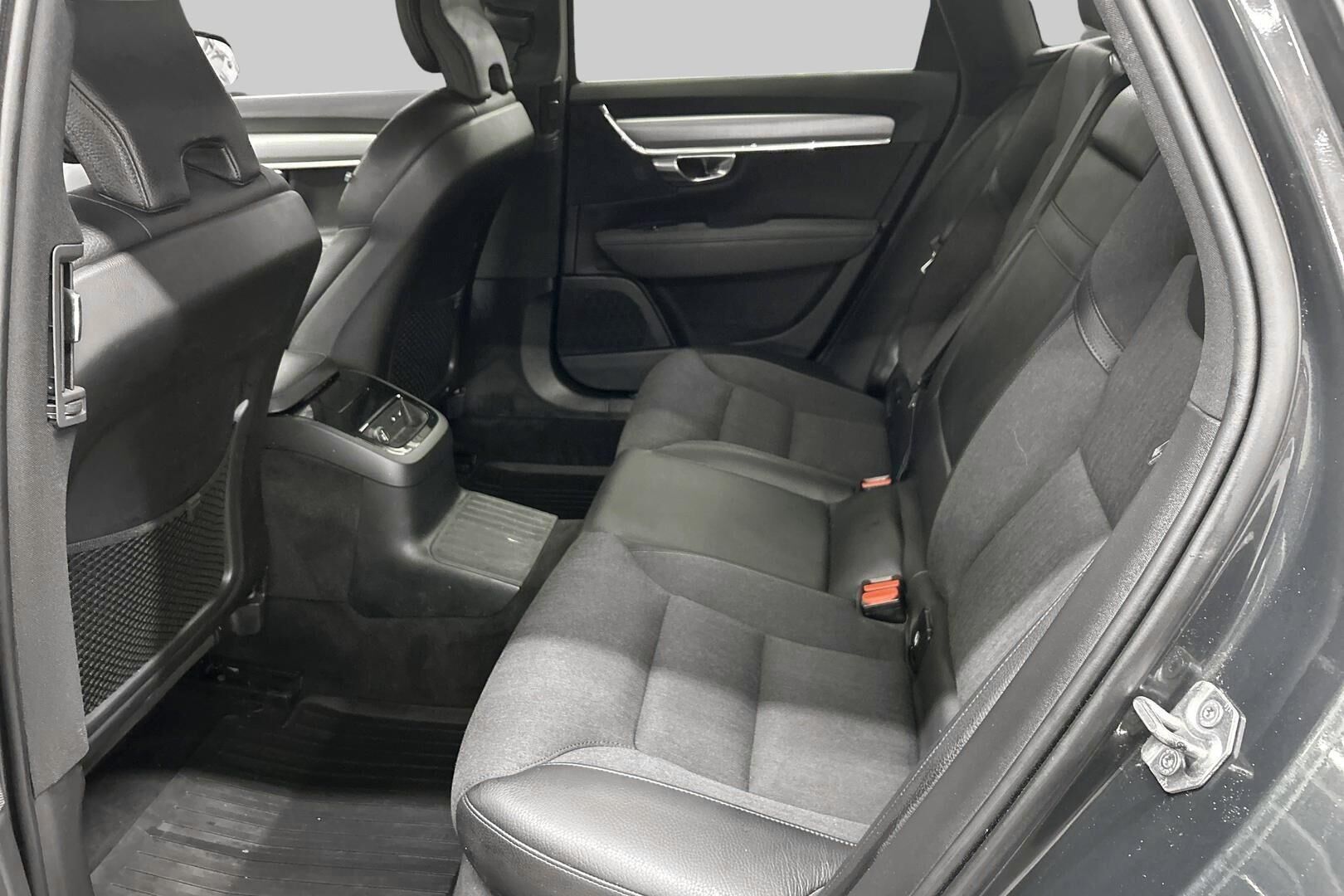 Volvo V90 iso kuva 5