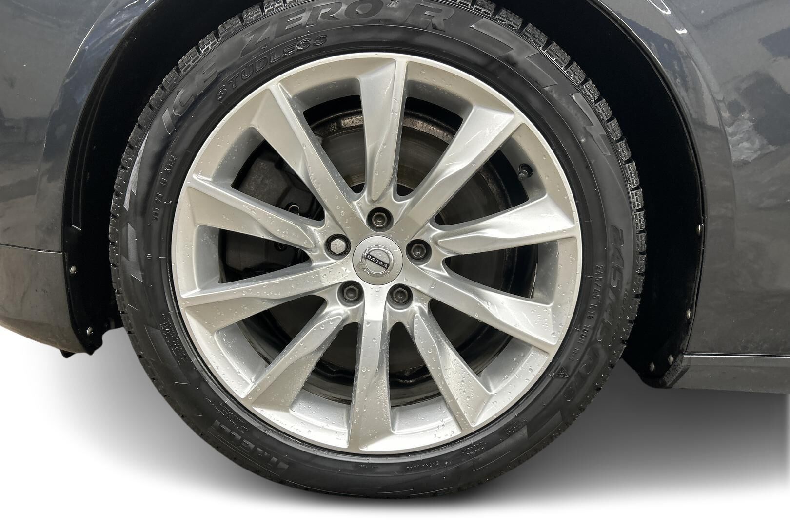 Volvo V90 iso kuva 7